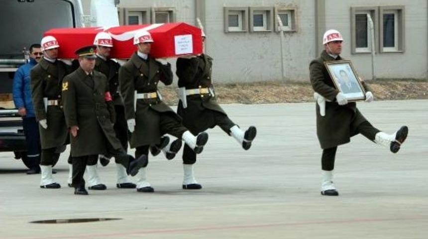 'fırat Kalkanı' Şehitleri Memleketlerine Uğurlandı