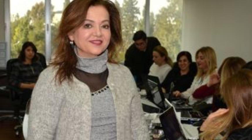 &Ouml;z&ccedil;elik: "girişimci Kadınlarımıza Yol G&ouml;sterip, Ufuklarını A&ccedil;ıyoruz"