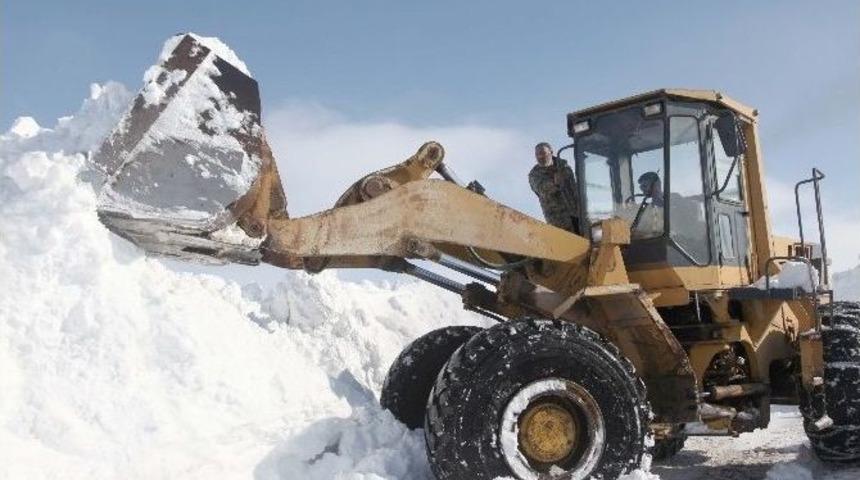 Kep&ccedil;e Operat&ouml;rlerinin Zorlu Kış Mesaisi