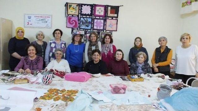 Burhaniye’ De Kadınlar Kırkyamaya Merak Sardı