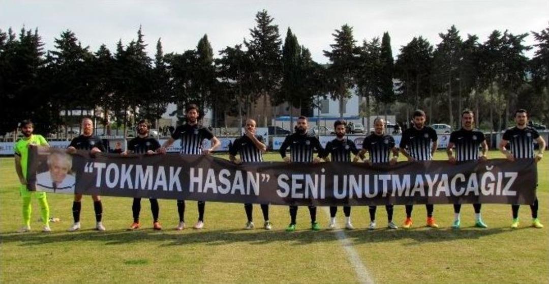 &Ccedil;eşme&rsquo;nin En Eski Futbolcuları Onurlandırıldı