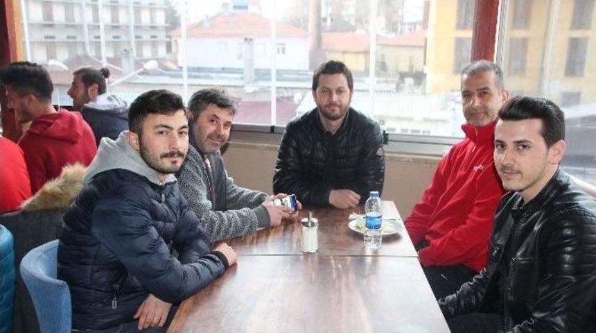 Bilecikspor&rsquo;a Ma&ccedil; Sabahı Kahvaltı Jesti