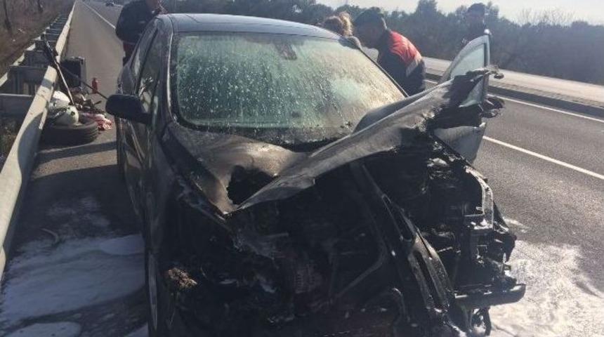 Seyir Halindeki Otomobil Bir Anda Yandı