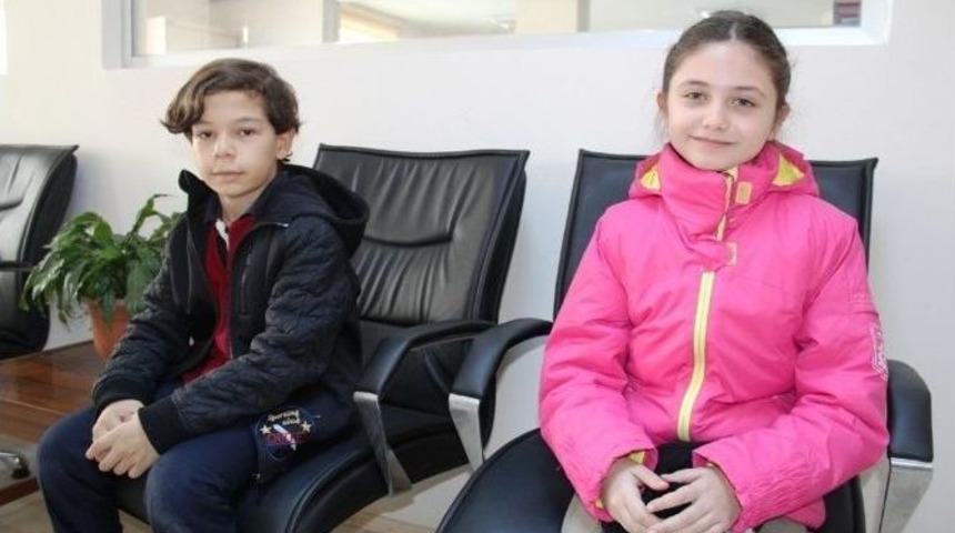 Şalmanlı Ve Erdemirbur&ccedil; Başarılarının Sevincini Kaymakam Nazlı İle Paylaştı