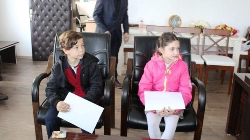 Bilişimin Dev &Ccedil;ocuklarından G&uuml;ner Bahadır&rsquo;a Anlamlı Ziyaret