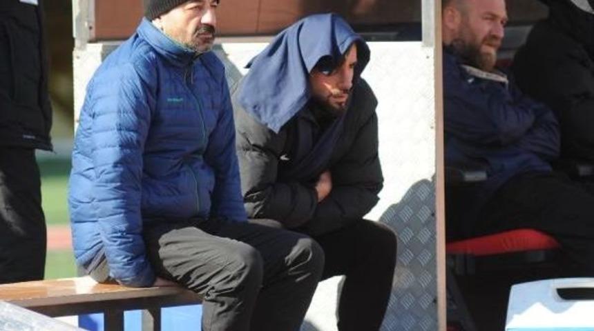 Karşıyaka Evinde Son 4 Ma&ccedil;tan Yenilgiyle Ayrıldı