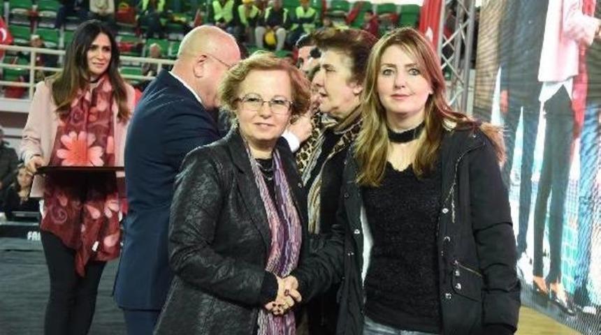 Chp Referandum Kampanyasına İzmir Marşı'yla Başladı