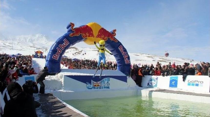 Eksi 11 Derecede Yarıştılar