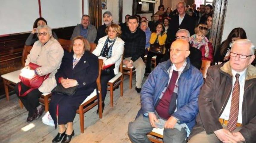 Khk Ile G&ouml;revden Alınan Akademisyenlere M&uuml;lkiyelilerden Destek