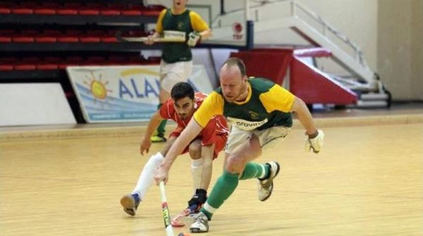 Avrupa Hokey Şampiyonası'nda Şampiyon Gaziantep Polisg&uuml;c&uuml;