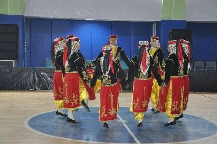 Artvin’de Halk Oyunları Yarışması G5