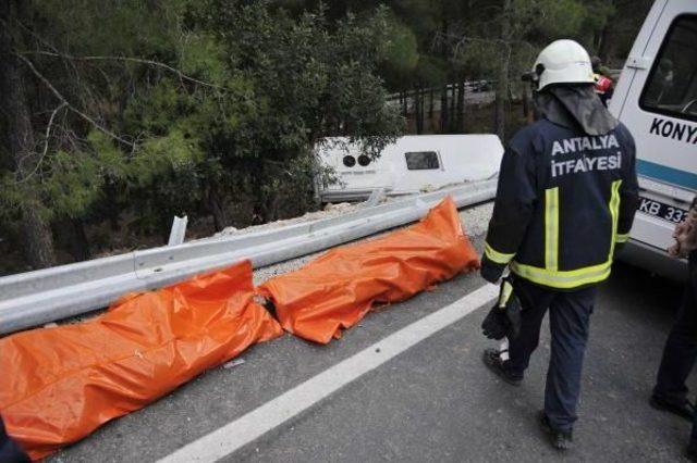 Şenlikten Dönen Midibüs Uçuruma Devrildi: 2 Ölü, 9 Yaralı (2) - Yeniden