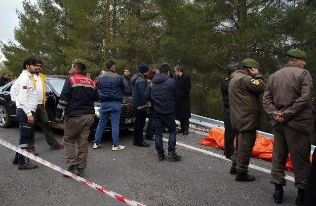 Antalya’da Midibüs Kazası: 2 Ölü, 15 Yaralı