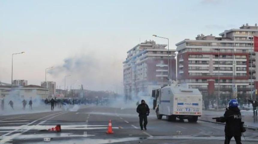 Antalyaspor Başkanı Ve Y&ouml;neticilerine Saldırı (2)
