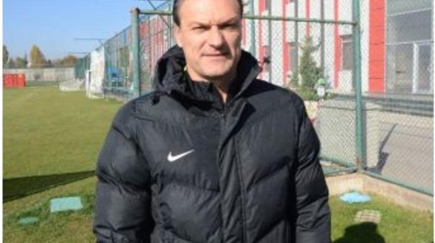 Alpay &Ouml;zalan&rsquo;ın Durumu Yarın Netlik Kazanacak