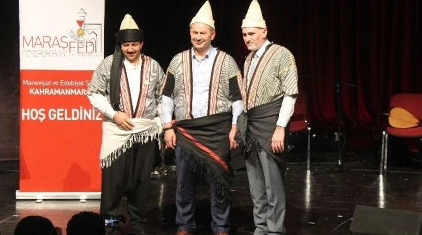 K&uuml;&ccedil;&uuml;k&ccedil;ekmece&rsquo;de Kış G&uuml;n&uuml; Dondurma İzdihamı Yaşandı