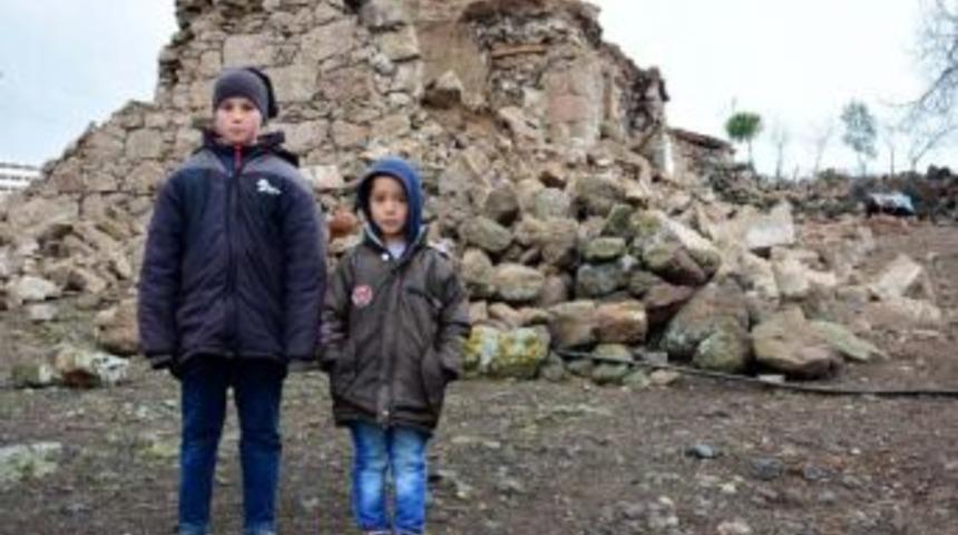 Ayvacık, Bu Kez 5.4 B&uuml;y&uuml;kl&uuml;ğ&uuml;nde Depremle Sallandı (4)