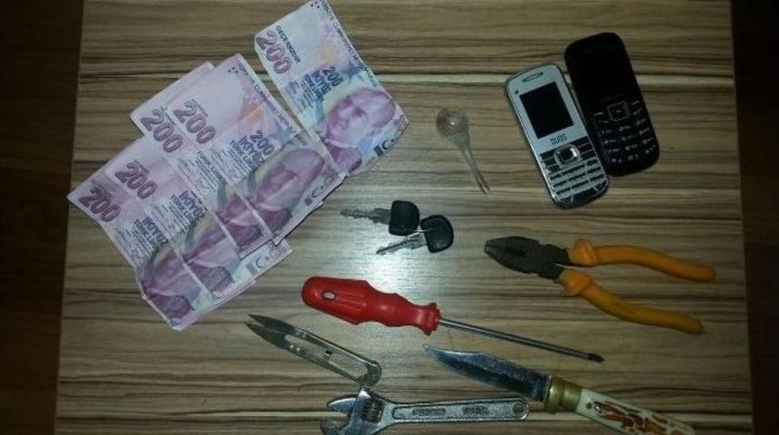 Bursa&rsquo;da 19 Aracın Camını Patlatan Zanlılar Yakalandı
