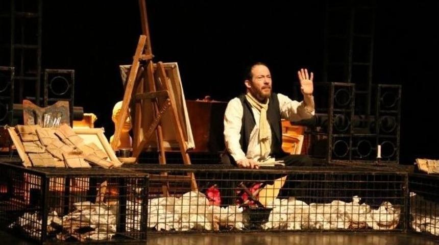 Van Gogh Ayakta Alkışlandı