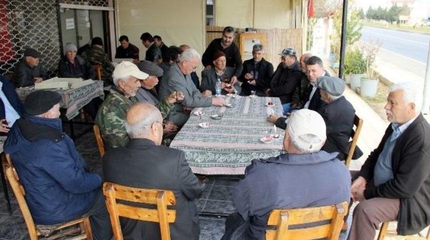 Başkan Turgut: "hizmetlerden Memnuniyetini G&ouml;rd&uuml;k&ccedil;e Mutlu Oluyoruz"