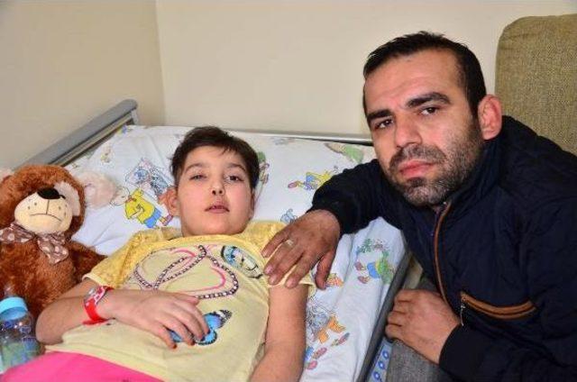 Dilara Kanserle, Ailesi Yoksullukla M&uuml;cadele Ediyor 2