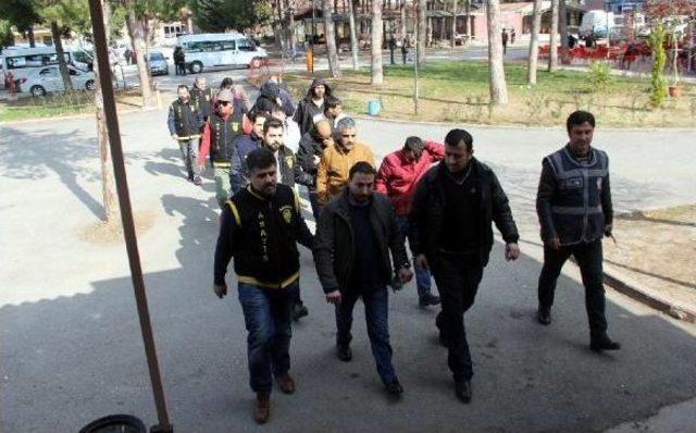 Adana'da Yasadışı Bahis Operasyonu: 20 Gözaltı