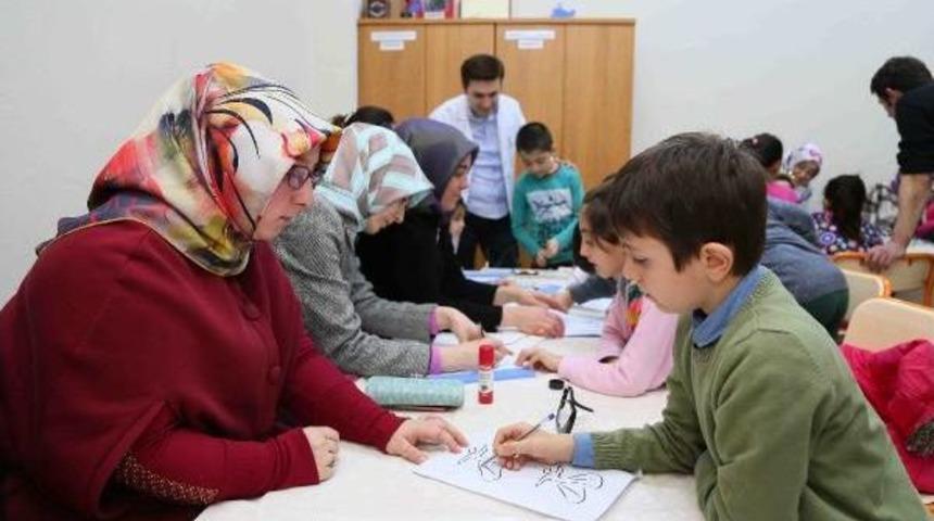 &Ccedil;ocuklar &Ouml;ğrendiklerini Velilere &Ouml;ğretiyor