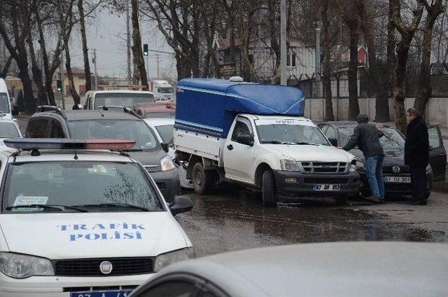 Zonguldak’ta Zincirleme Trafik Kazası