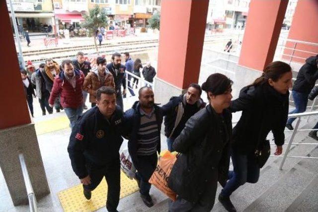 Kocaeli'deki Terör Operasyonunda Gözaltına Alınan 6 Kişi Adliyede