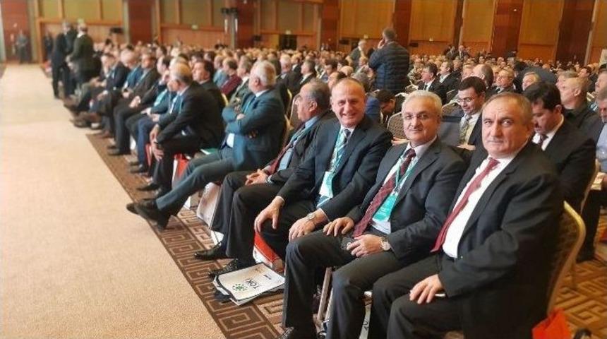 Başkan Keleş "kutlu Y&uuml;r&uuml;y&uuml;ş Yolunda Şehir Kalkınma" Toplantısına Katıldı