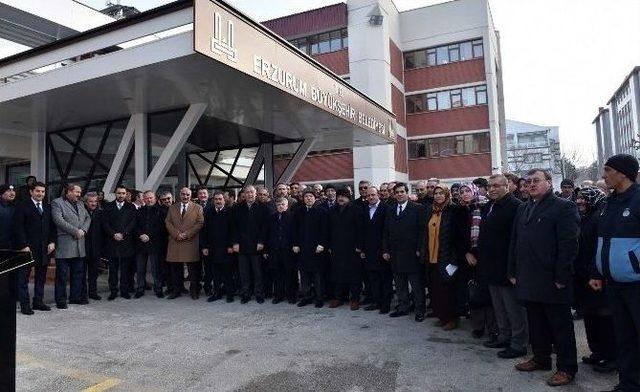 Büyükşehir’den Liseli Gençlere Eğitim Yardımı