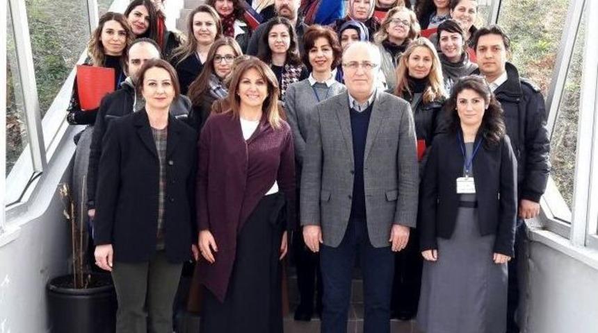 Om&uuml;sem&rsquo;den İletişim Semineri