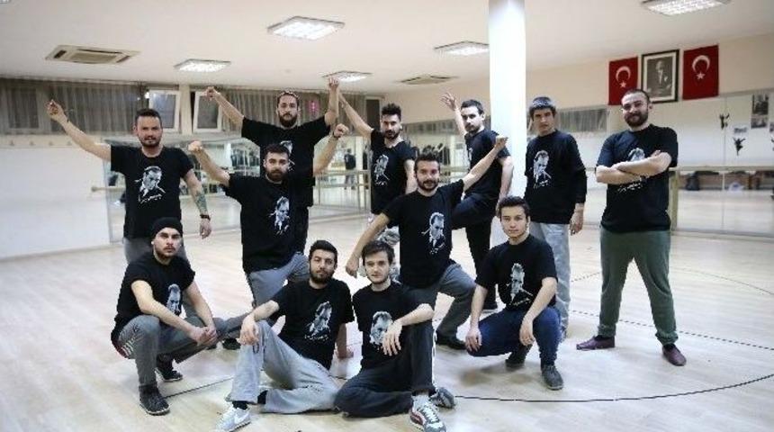 Zeybek İle İzmir&rsquo;i Sallayacaklar