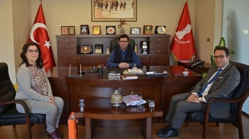 Hollandalı Yatırımcılar G&ouml;z&uuml;n&uuml; Bergama&rsquo;ya Dikti