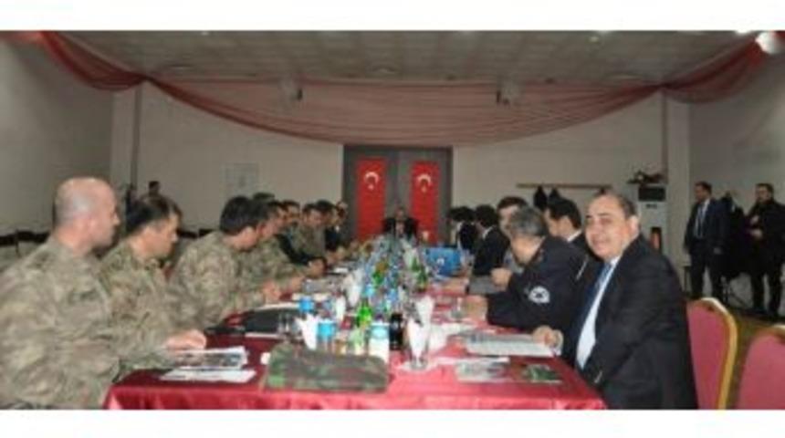 Muş&rsquo;ta G&uuml;venlik Toplantısı