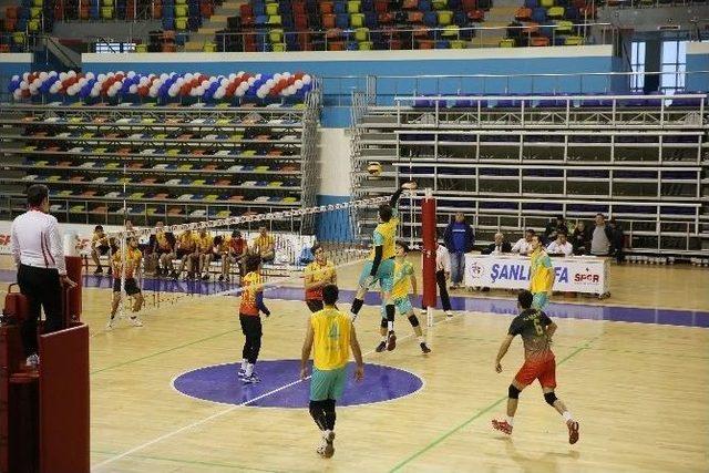 Haliliye Belediyesi 0- Kızıltepe Voleybol: 0 3