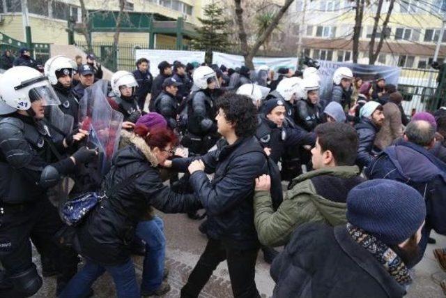 Kocaeli Üniversitesi'nde Açıklama Yapmak Isteyen Öğrencilere Polis Müdahalesi: 10 Gözaltı