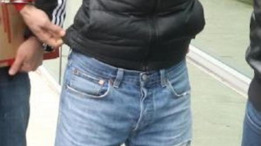 İ&ccedil; &Ccedil;amaşırından Uyuşturucu &Ccedil;ıktı