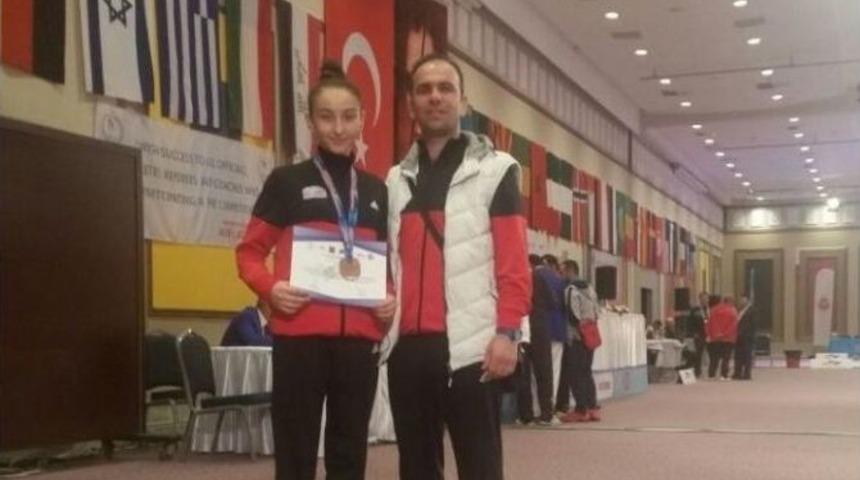 Somalı Sıla Avrupa 3.&rsquo;s&uuml; Oldu