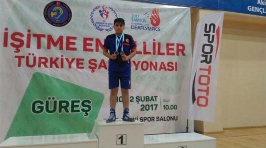 İşitme Engelli Sporcu Bartın&rsquo;ın Gurur Oldu