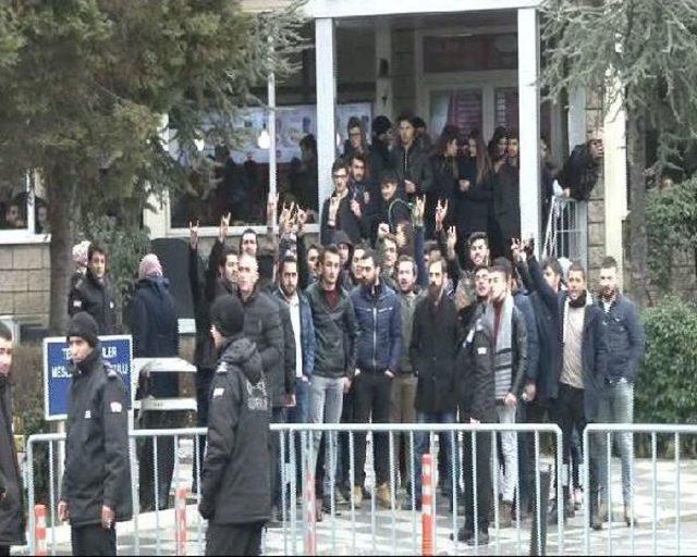 Marmara Üniversitesi'nde Gerginlik : 6 Kişi Gözaltına Alındı