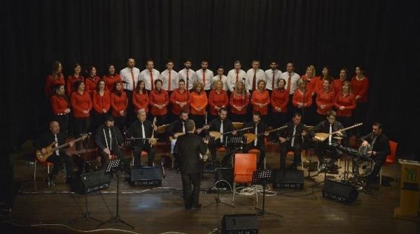 Sevdalı T&uuml;rk&uuml;ler Konseri