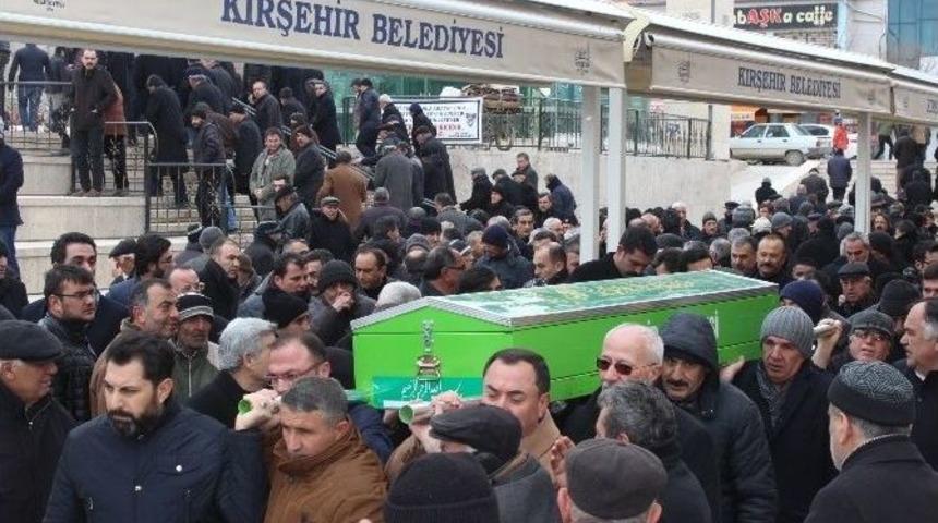 Chp İl Genel Meclis &Uuml;yesi Gazi &Ouml;zer&rsquo;in Babası Son Yolculuğuna Uğurlandı