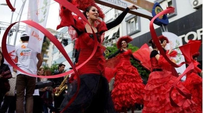 Ziyapaşa&rsquo;da 14 Şubat&rsquo;ta Karnaval Havasında Kutlama