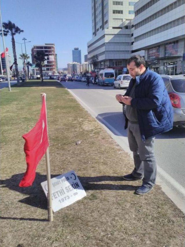 Şehit D&uuml;şt&uuml;ğ&uuml; Yere Mezar Taşı Kondu 1