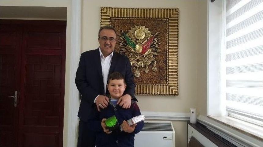 Başkan Kara&ccedil;oban K&uuml;&ccedil;&uuml;k Kerem&rsquo;i Ağırladı