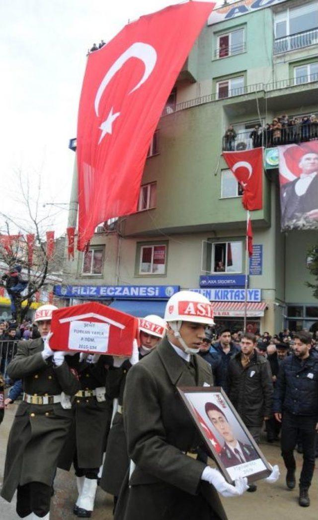 El Bab Şehidi Teğmen Furkan Yayla Son Yolculuğuna Uğurlandı