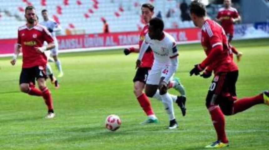 Samsunspor 1 Yıldır Deplasmanda Kazanamıyor