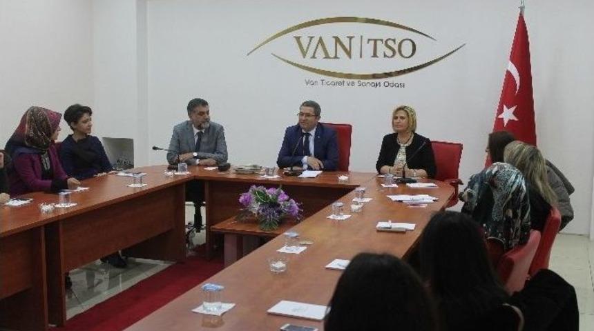 Van&rsquo;da &ldquo;y&ouml;netici Asistanım Olur Musun?&rdquo; Projesi