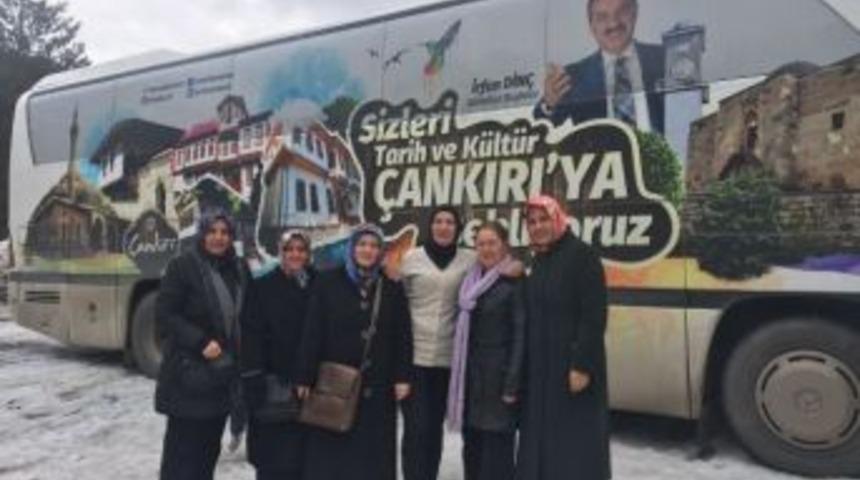 Belediyenin Kadın Birimleri Moral Depoladı